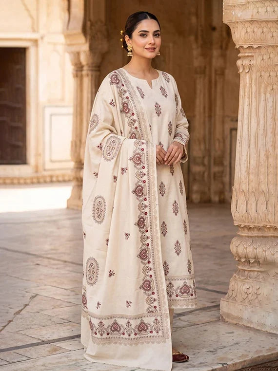 Manizay Andaz-E-Minahil Winter Wool Collection 2026 (D-06)