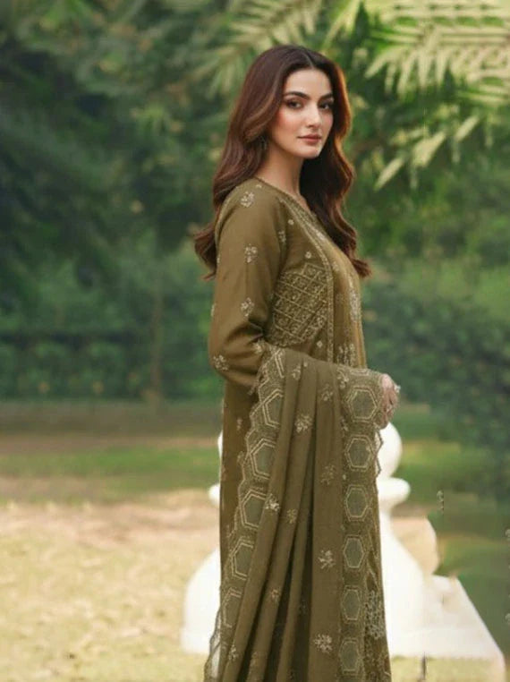 NASEEB by Pearl Arts Fancy Lawn Collection 2026 Vol-52 (D-05)