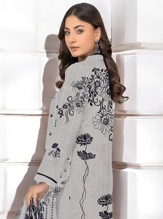 Naimal Embroidered Lawn Collection 2025 By Hayma (D-06)