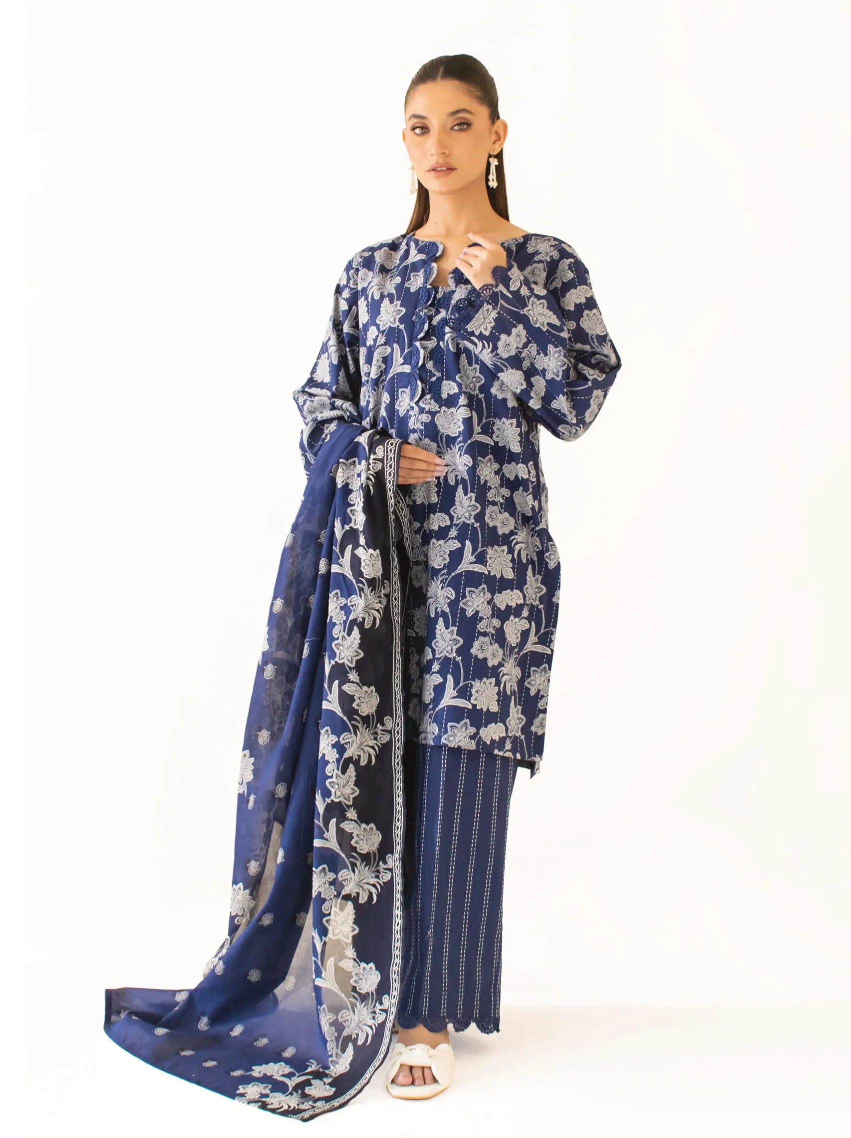 Orient Lawn Collection 2025 (OTL-24-390)