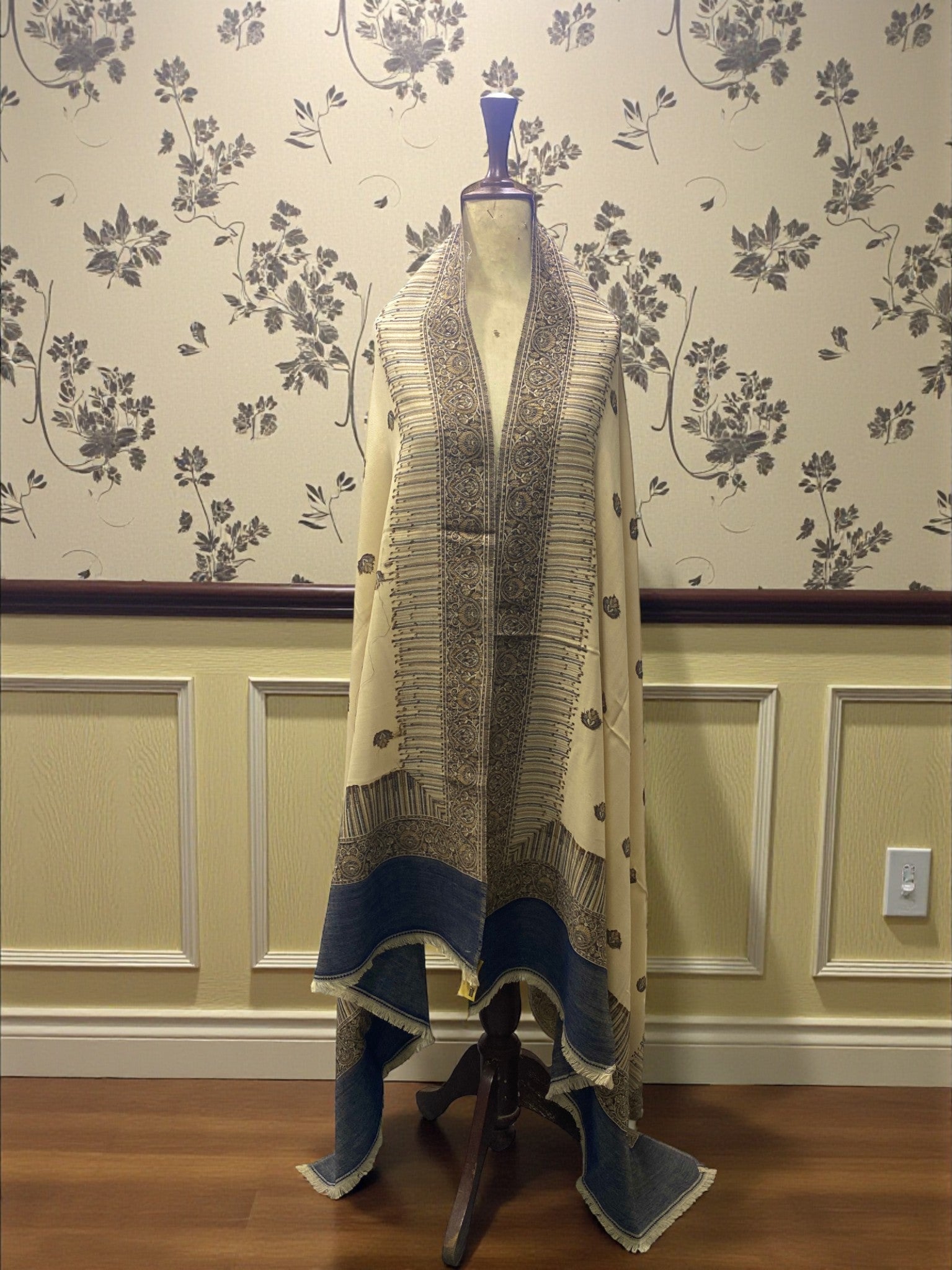 Plush & Gentle Printed Wool Shawl Edit 2025 Vol-25DS30 (25DS30-01)