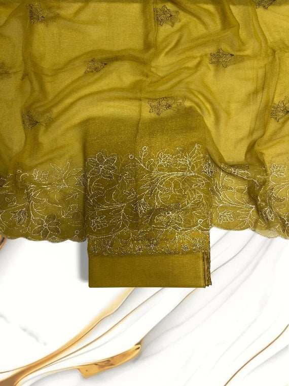 Premium Embroidered Lawn Edit 2026 Vol-26DC07 (D-03)