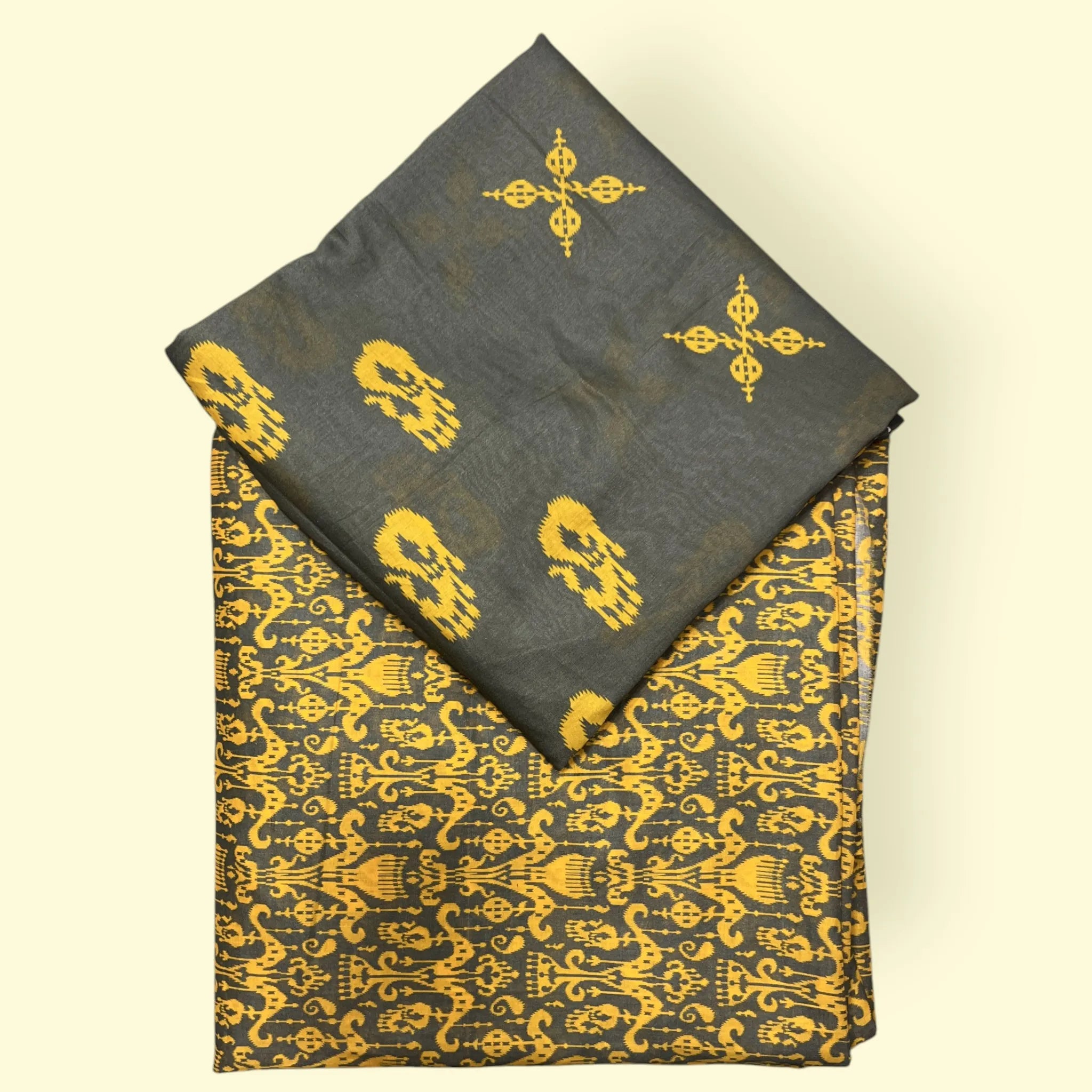 All Over Printed Lawn Collection 2025 Vol-CT22 (CT-22-03)
