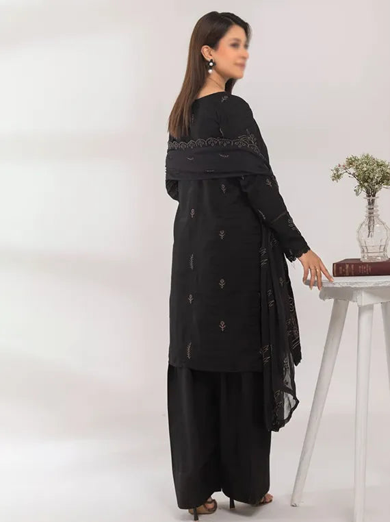Qalamkar by Fantak Embroidered Viscose Collection 2025 (D-05)
