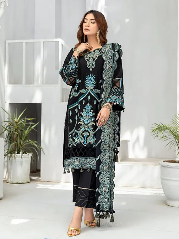 Queen Embroidered Winter Collection 2024 By Sitara Studio (QUN055)