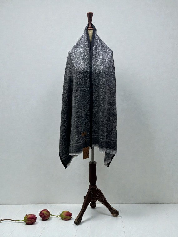 Royal Warmth by Umar Poshak Stoller Edit 2025 Vol-25ST58 (D-18)