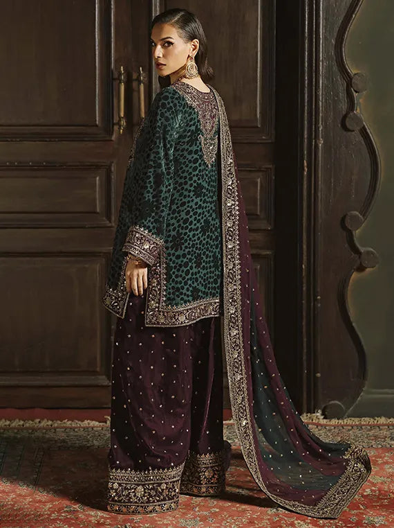 SIGNORA by Charizma Embroidered Velvet Collection 2025 Vol-02 (CVT5-09)