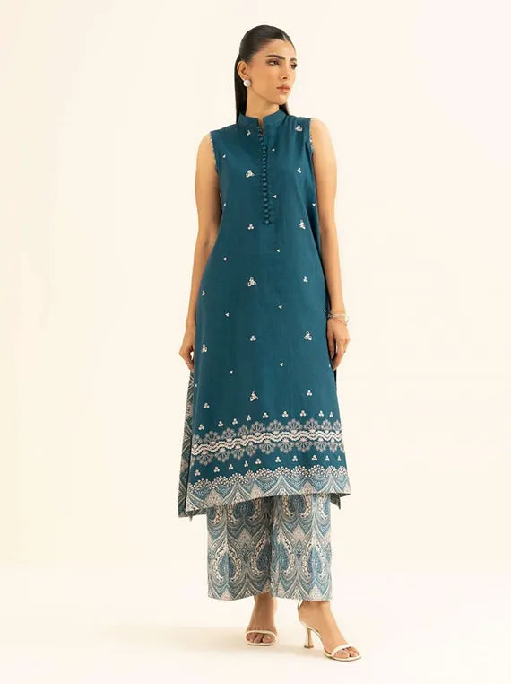 Sapphire 2pc Unstitched Khaddar Collection 2025 (U2TE-DY25V8-3B)