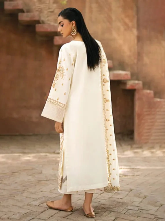 Selin Embroidered Lawn Collection 2025 by HumDum (D-02)