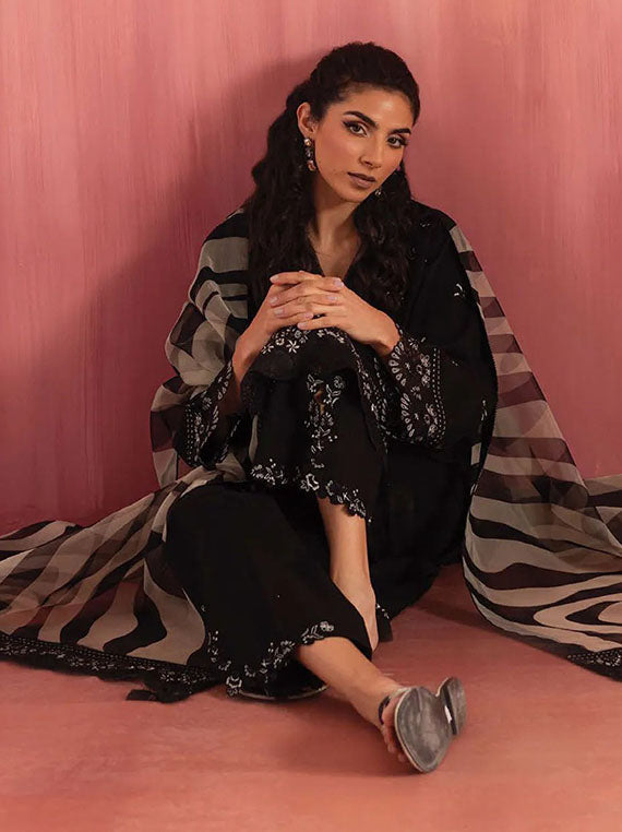 Seran Premium Lawn Collection 2026 (Zora)