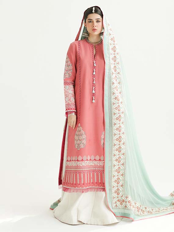 Signature Styles Multi Brand Lawn Collection 2025 (SANDAL-10B)