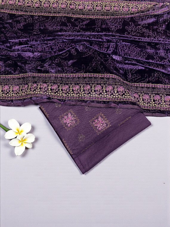 Softness & Cozy Embroidered Peach Leather Edit 2025 (25DS32-03)