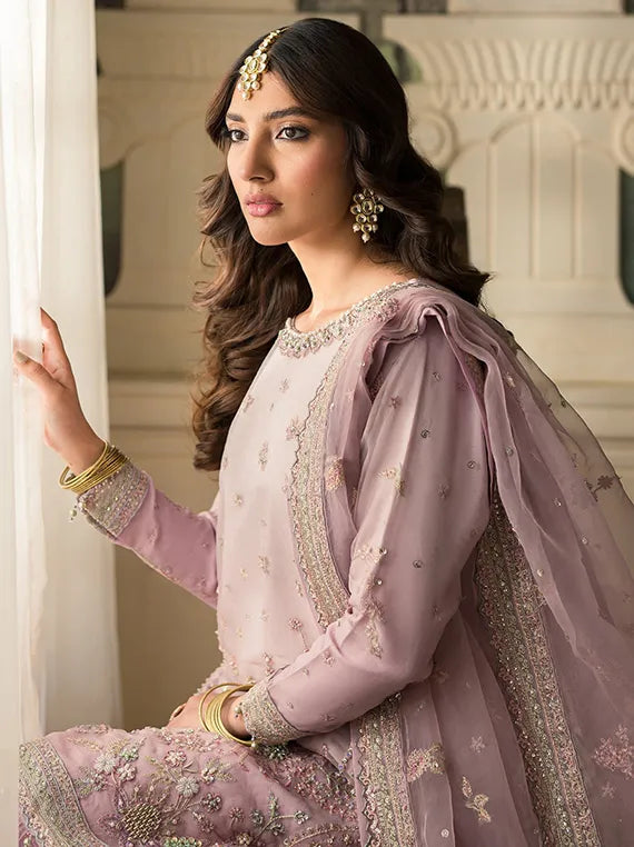 Suave Luxury Formals Collection 2024 By Emaan Adeel (SU-01 BELLA)
