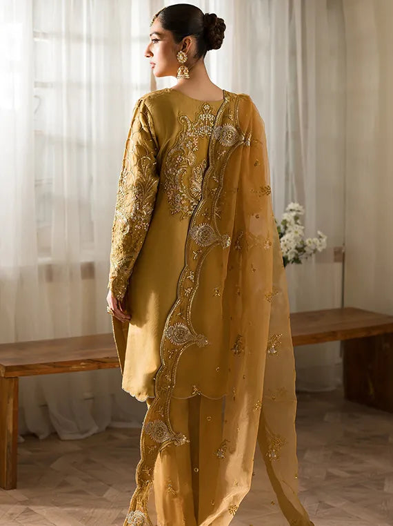 Suave Luxury Formals Collection 2024 By Emaan Adeel (SU-04 ZOE)