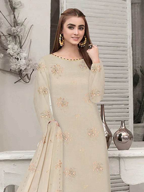Talaash by Chawla Fabrics Embroidered Lawn Collection 2026 (NT-06)