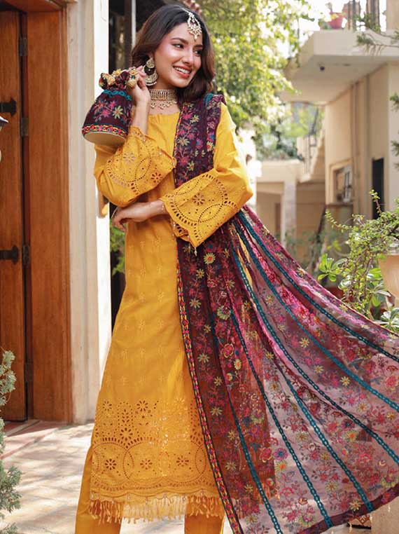The Ultimate Luxury Lawn Collection 2025 (SDH24MEL-03)