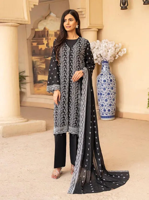 Universal Embroidered Lawn Collection 2025 by Sitara Studio (2507)