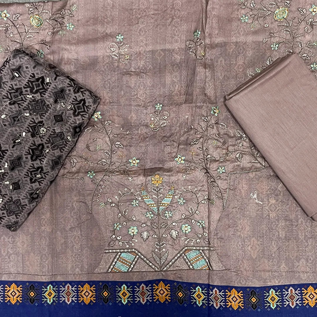 Vasl Embroidered Fine Lawn Edit 2025 By Aifa (25DA94-10)