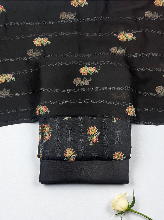 Warm And Graceful Embroidered Karandi Edit25 (CB17-03)