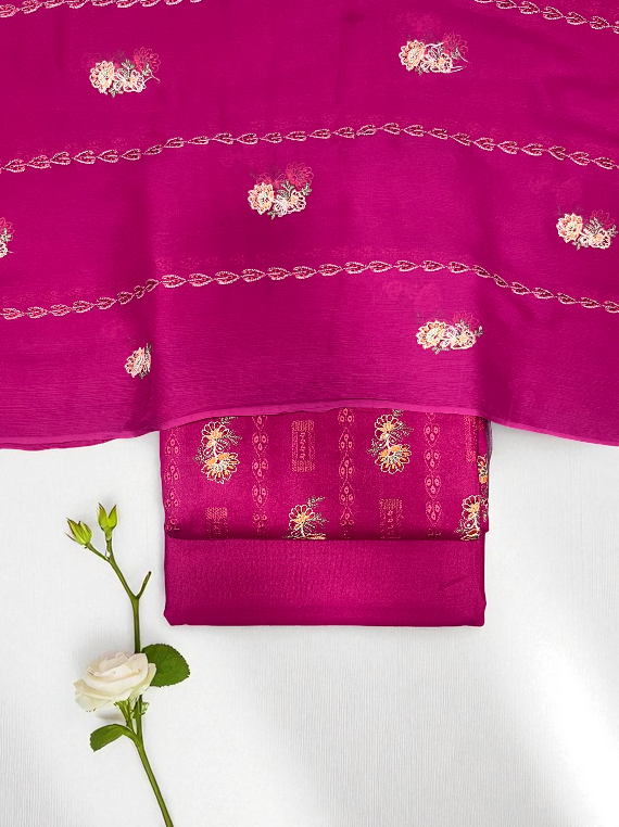 Warm And Graceful Embroidered Karandi Edit25 (CB17-04)