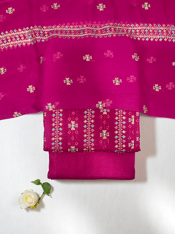 Warm And Graceful Embroidered Karandi Edit25 (CB17-05)