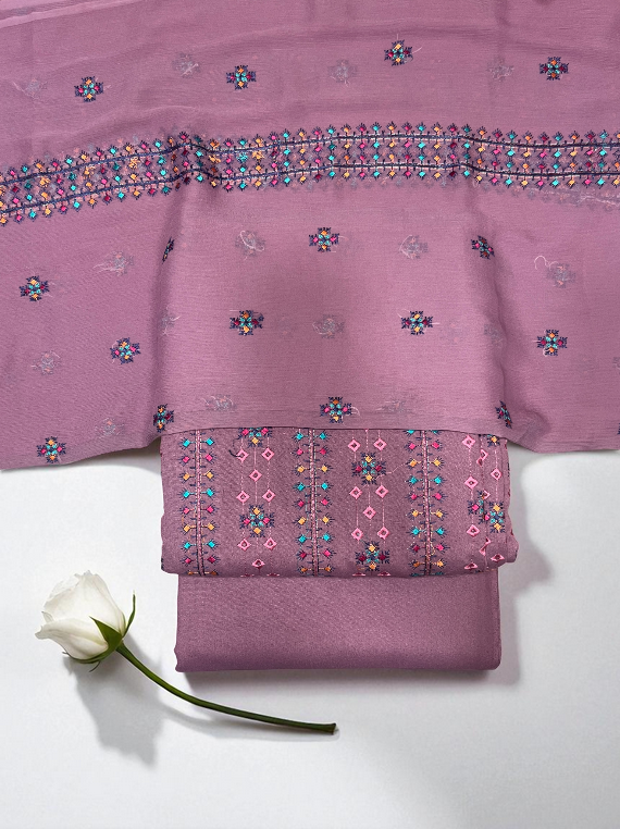 Warm And Graceful Embroidered Karandi Edit25 (CB17-07)
