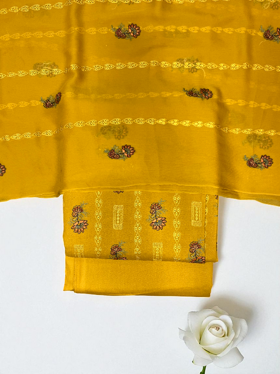 Warm And Graceful Embroidered Karandi Edit25 (CB17-10)