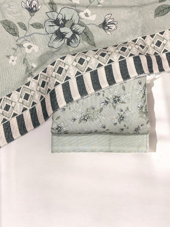 Warm Feel Embroidered Dhanak Edit 2025 Vol-25DB30 (25DB30-03)