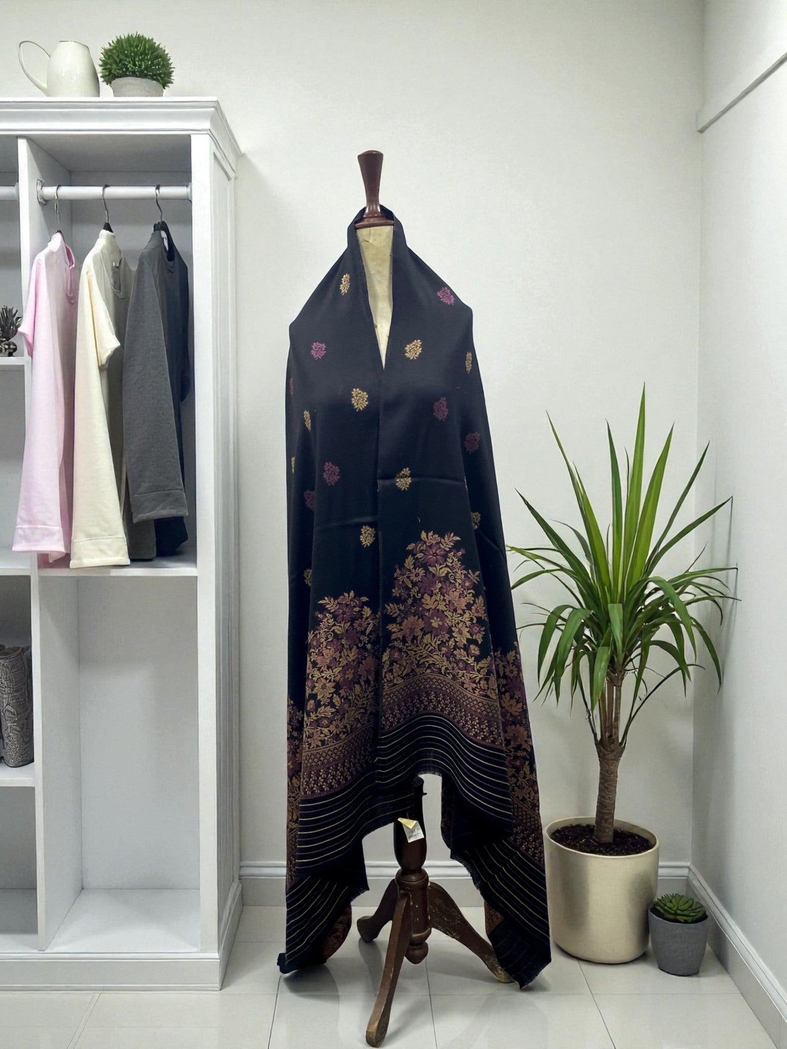 Warmth & Soft Printed Wool Shawl Edit 2025 Vol-25DS28 (25DS28-10)