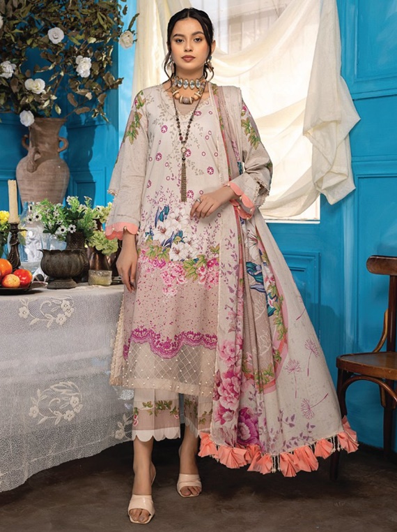 Aangan Printed Lawn Collection 2023 By HumDum (D-07)
