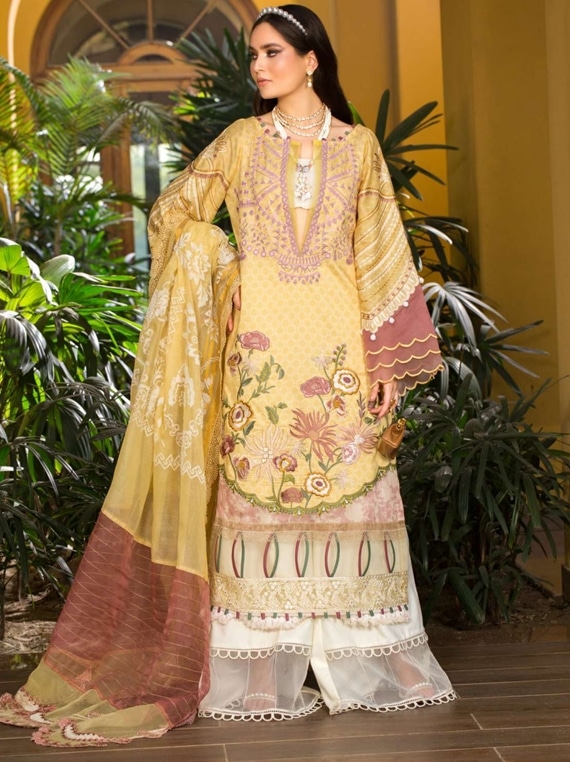 Shiza Hassan Luxury Lawn Collection 2022 (IVE - SH-04B)