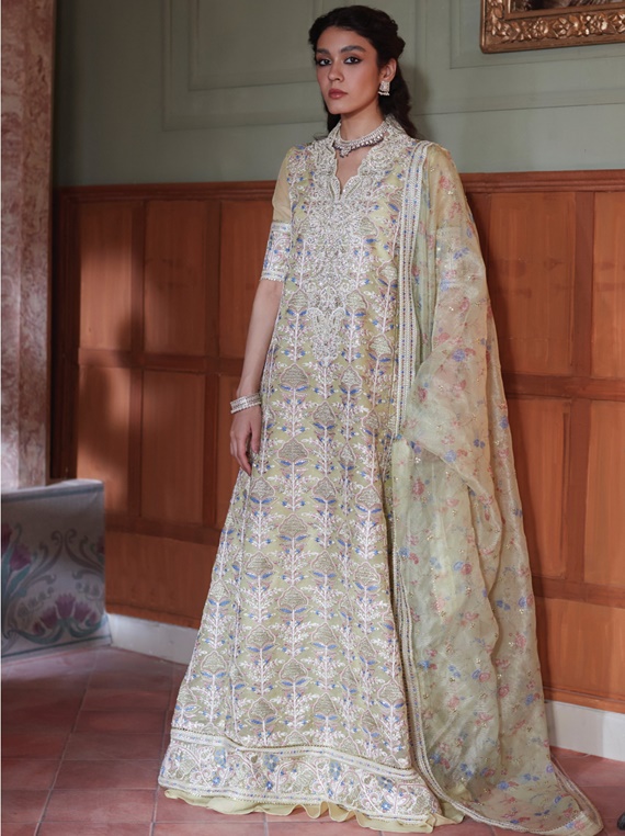 Qala-By-Mushq-Luxury-Kamdaani-Collection-2023-MCK-08-Dina-1-umar-poshak-mehal