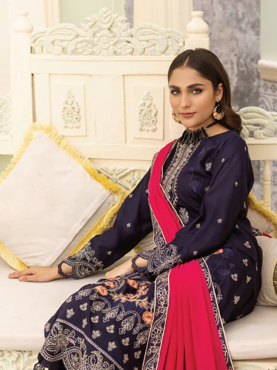 Manizay Sunehray Din Embroidery Viscose Collection 2023 (M-06)