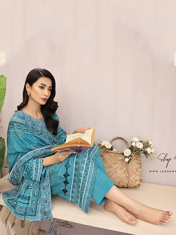 Lakhany Dareechay Embroidered Pashmina Collection 2023 (LG-AM-0039)-